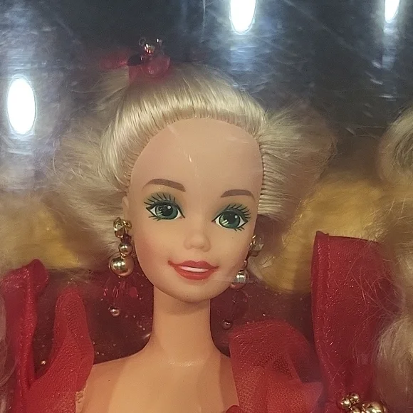 NIB Vintage 1993 Happy Holidays Barbie Special Edition By Mattel - Picture 1 of 9
